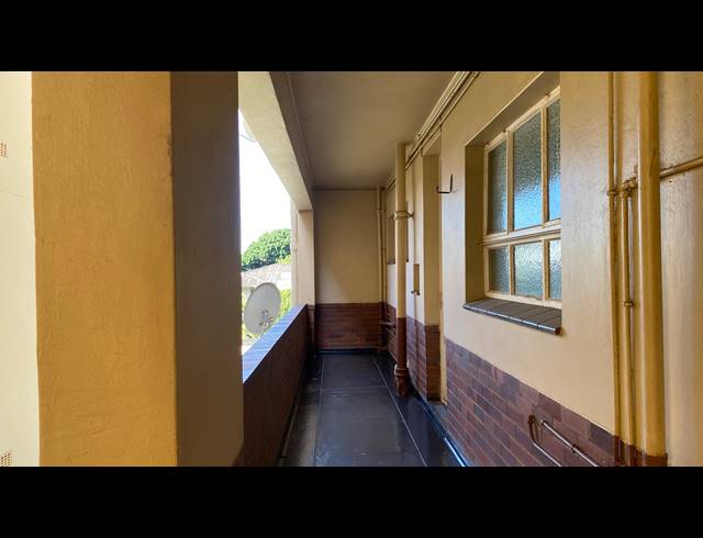 1 BEDROOM FLAT FOR SALE IN GLENWOOD